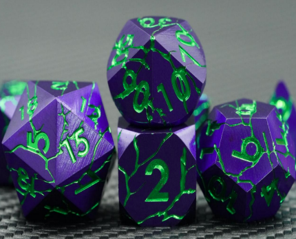 Cracked Metal Dice Set Purple