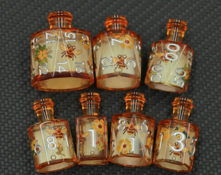 Bottle Liquid Bee and Flower Dice Set